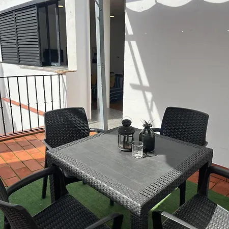Atico Con Terraza Privada 세비야
