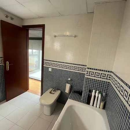 Atico Con Terraza Privada 아파트